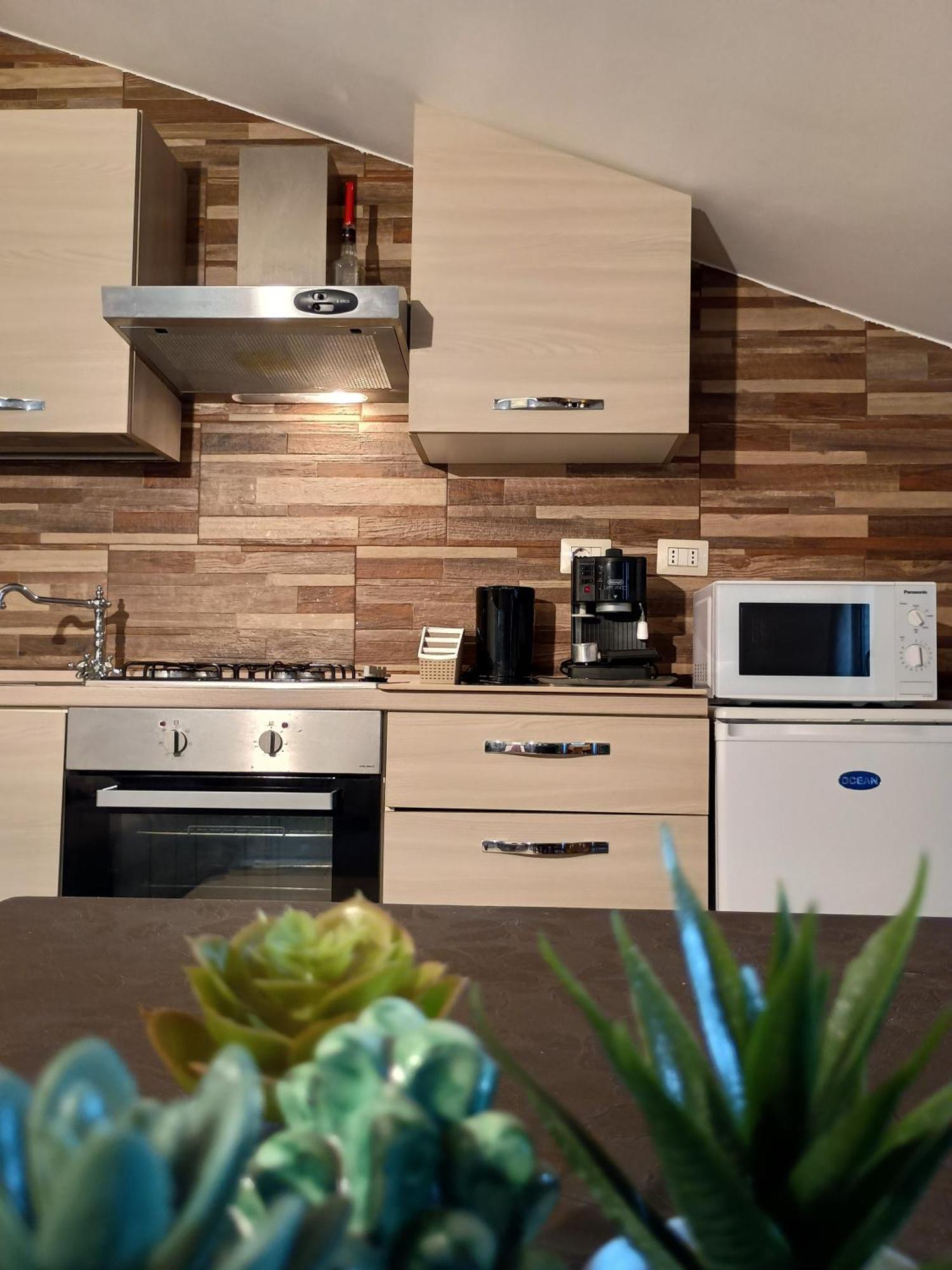 Villa Marysa Studio Apartment Giardini Naxos Bagian luar foto