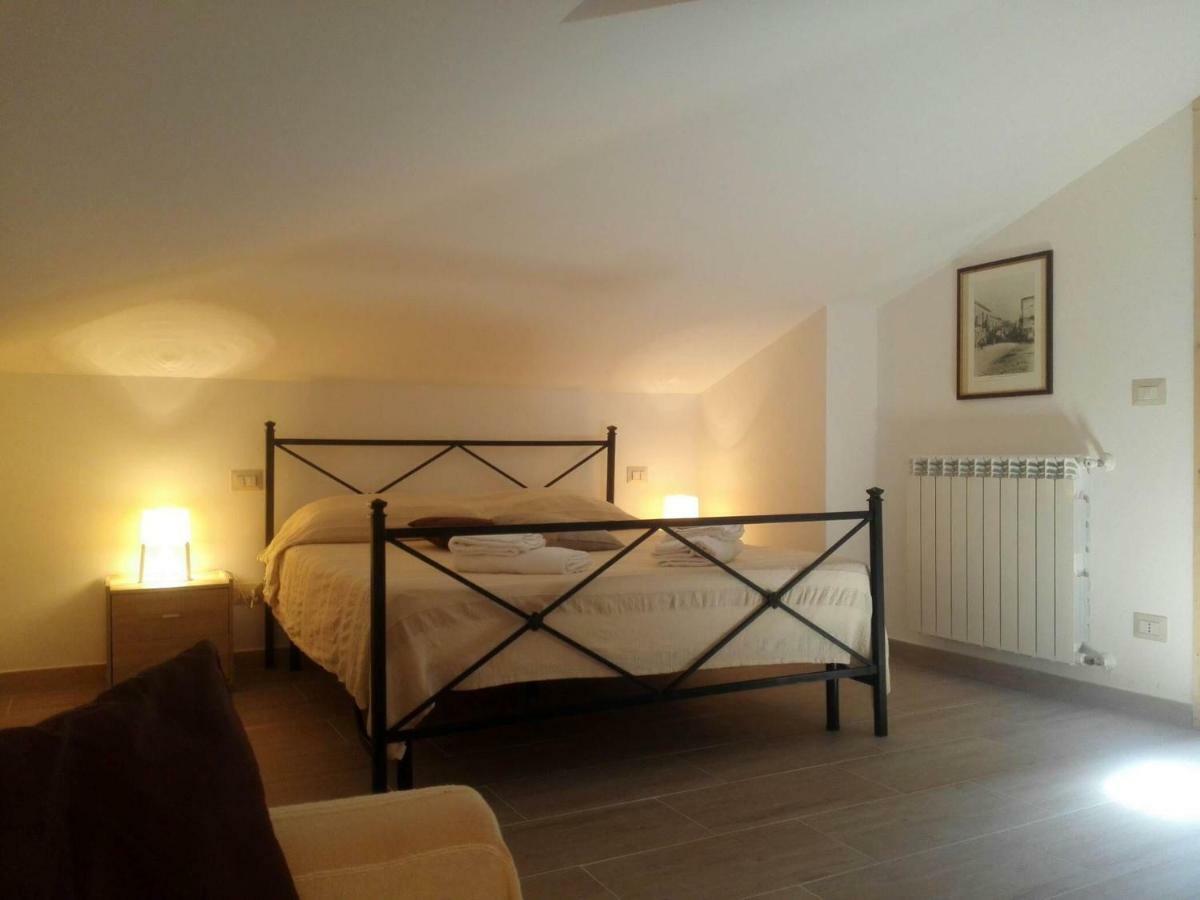 Villa Marysa Studio Apartment Giardini Naxos Bagian luar foto