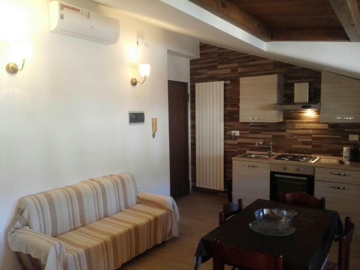 Villa Marysa Studio Apartment Giardini Naxos Bagian luar foto